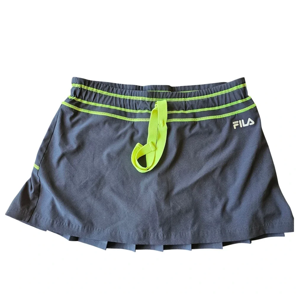 Fila Sport Womens Gray Neon Green Pleated Tennis Skort Medium Activewear EUC - Picture 1 of 3